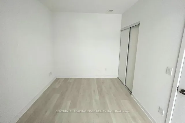 Additional image 12 of 8 Tippett Rd Unit 220