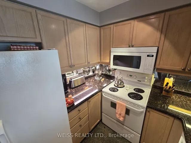 Additional image 13 of 800 Spadina Rd Unit 404