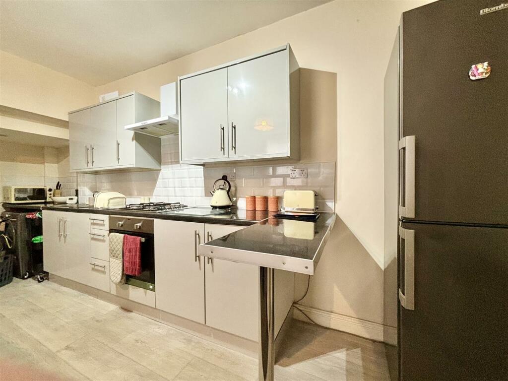 Additional image 4 of Albion Place, Thornton, Bradford