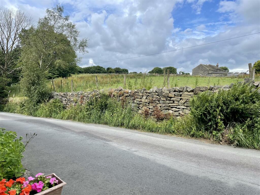 Additional image 29 of 3 Thorngate, Thornton, Bradford