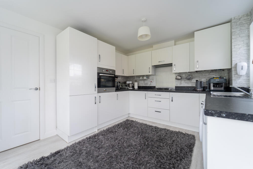 Additional image 5 of Ref: RE - Thomas Walk, Canford Paddocks, BH11 9GD