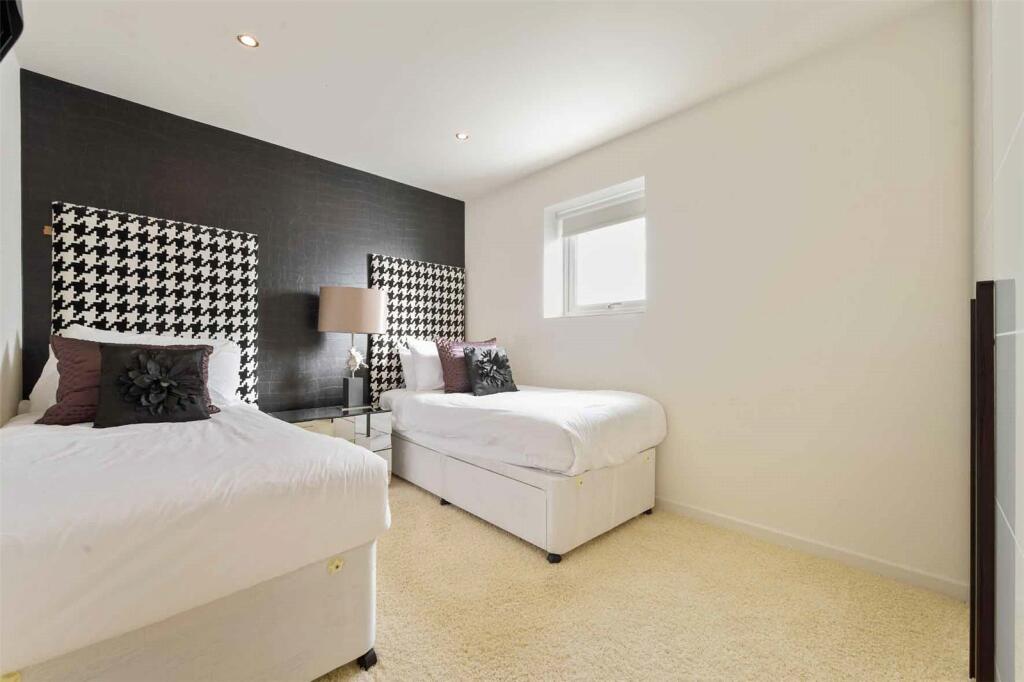 Additional image 8 of Chaddesley Wood Road, Canford Cliffs, Poole, Dorset, BH13