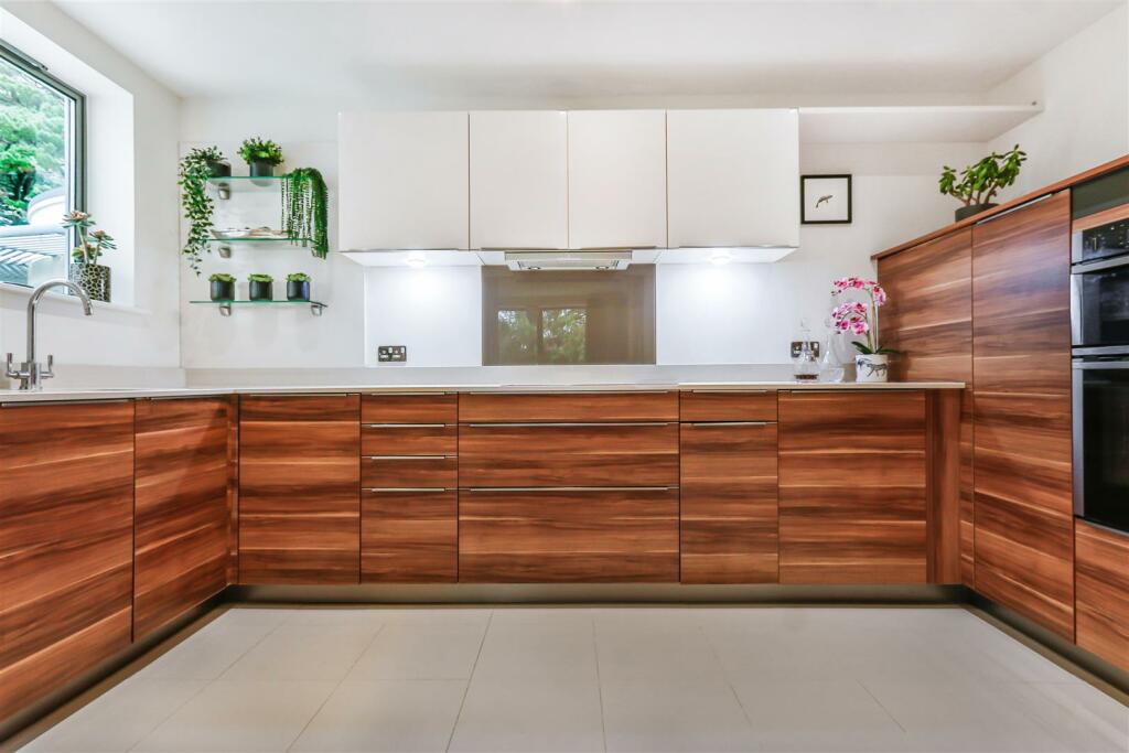 Additional image 4 of Bingham Avenue, Poole