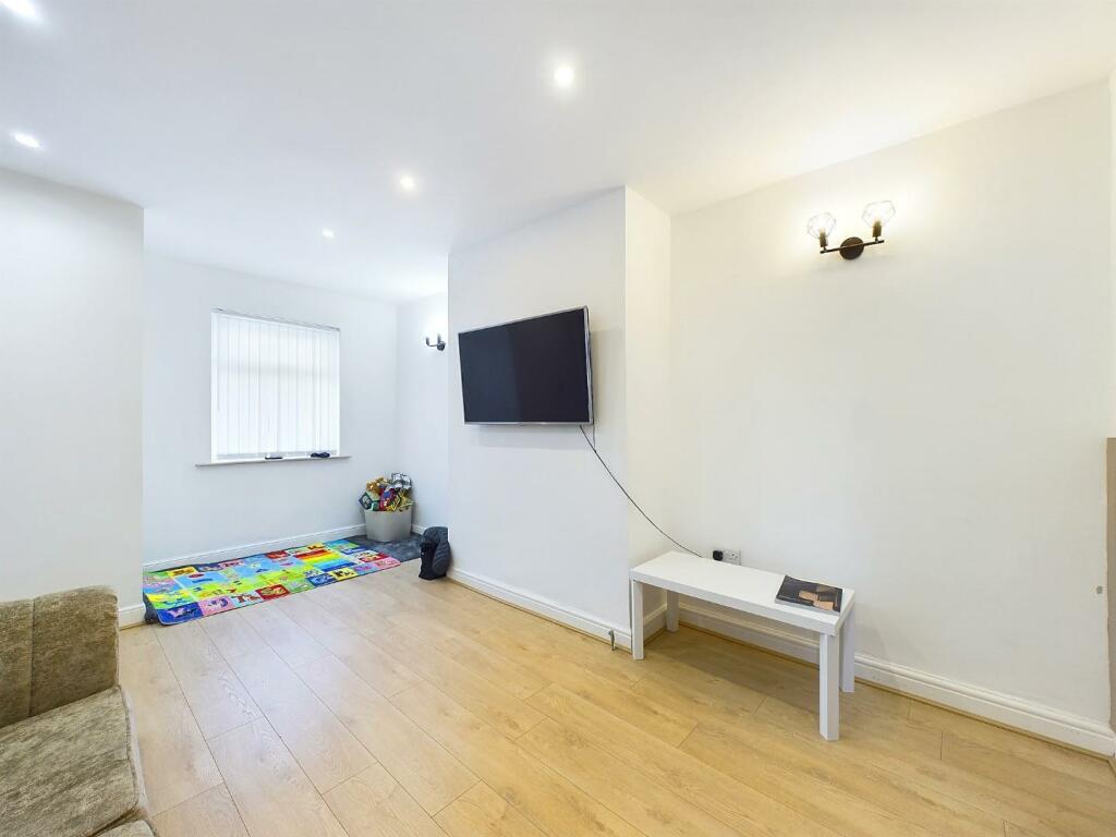 Additional image 4 of Hope Avenue, Shipley