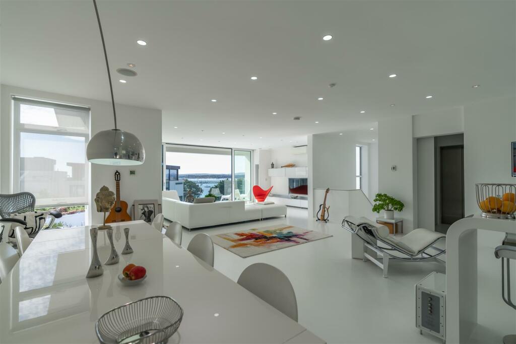 Additional image 10 of Whitecliff Road, Whitecliff