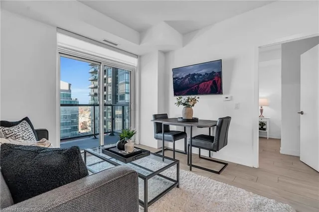 Additional image 17 of 55 Duke St Unit 901