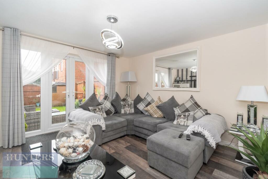 Additional image 4 of Carrick Drive Thornbury, Bradford, West Yorkshire, BD3 7FD