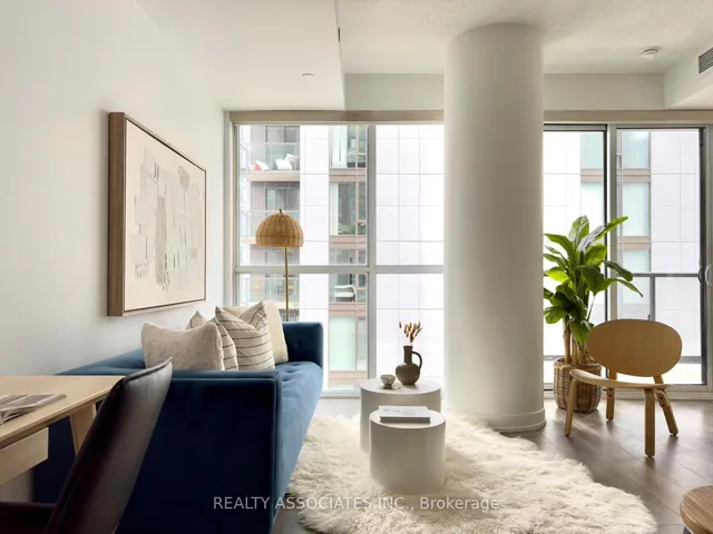 Additional image 11 of 87 Peter St Unit 1712