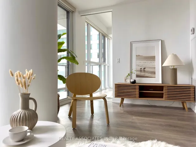 Additional image 8 of 87 Peter St Unit 1712