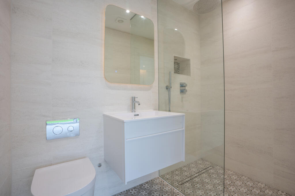 Additional image 10 of Sandbanks Road, Lilliput, Poole, Dorset, BH14