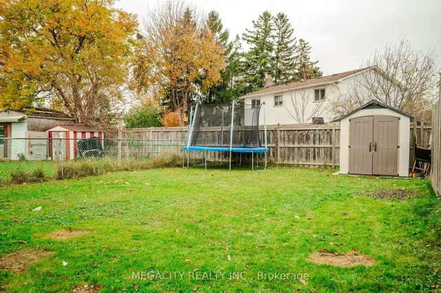 Additional image 3 of 7800 Priory Cres