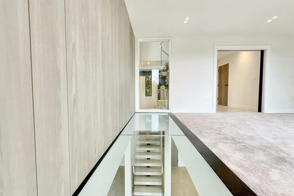 Additional image 15 of Lilliput