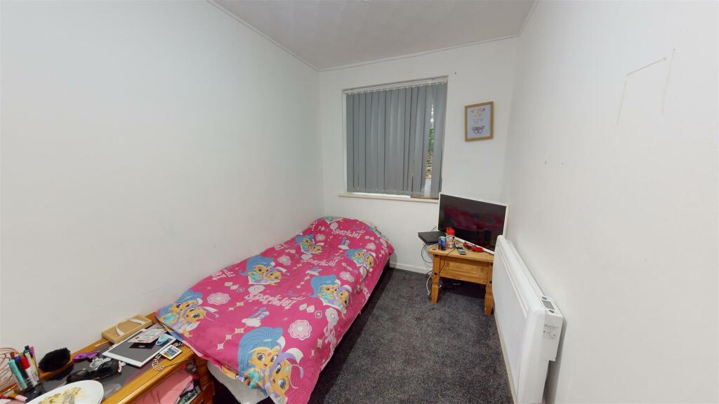 Additional image 7 of Frizley Gardens, Bradford