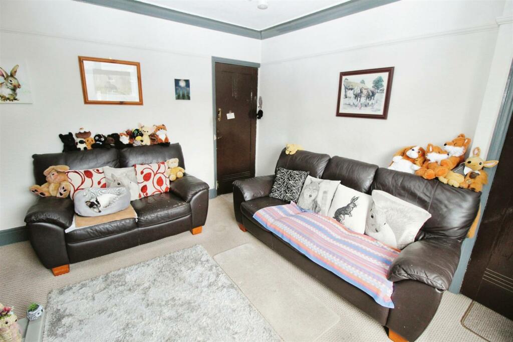 Additional image 6 of Draughton Grove, Bradford, BD5 9QH