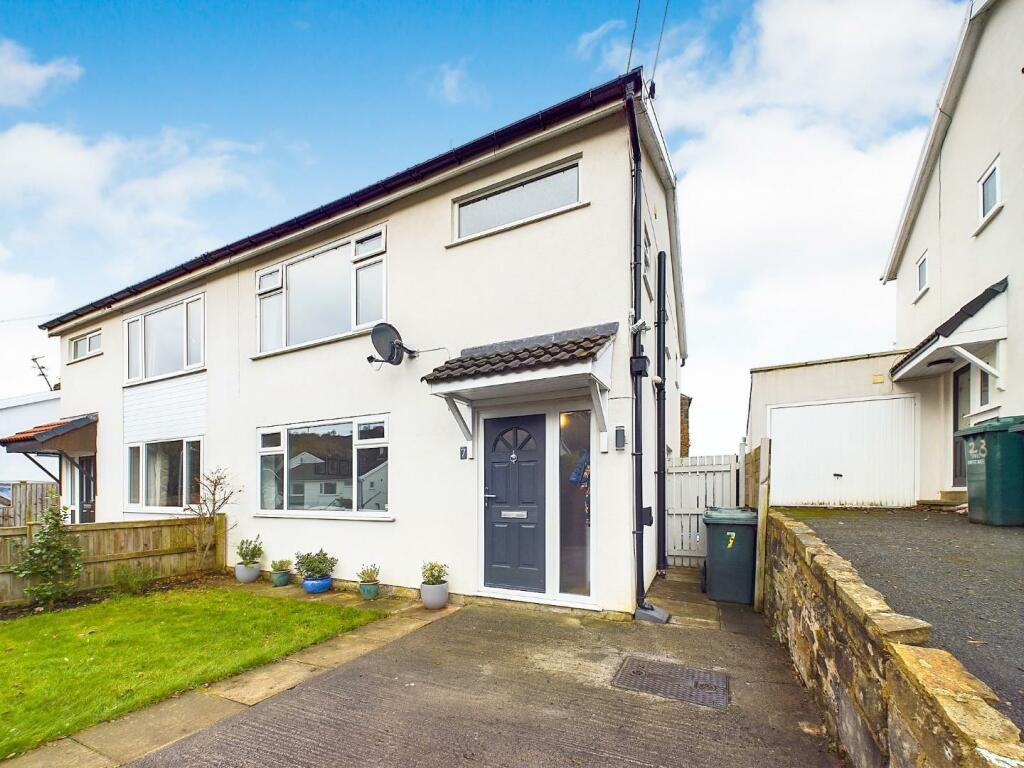 Priory Grove, Bingley, West Yorkshire