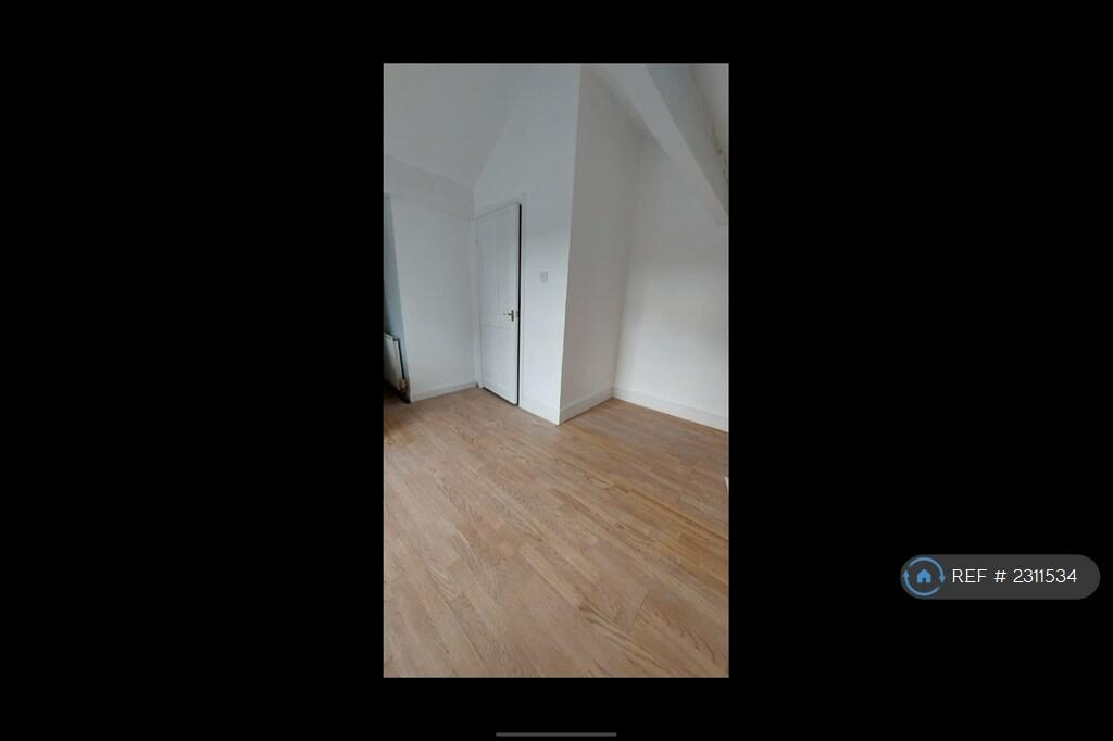 Additional image 6 of Malsis Crescent, Keighley, BD21