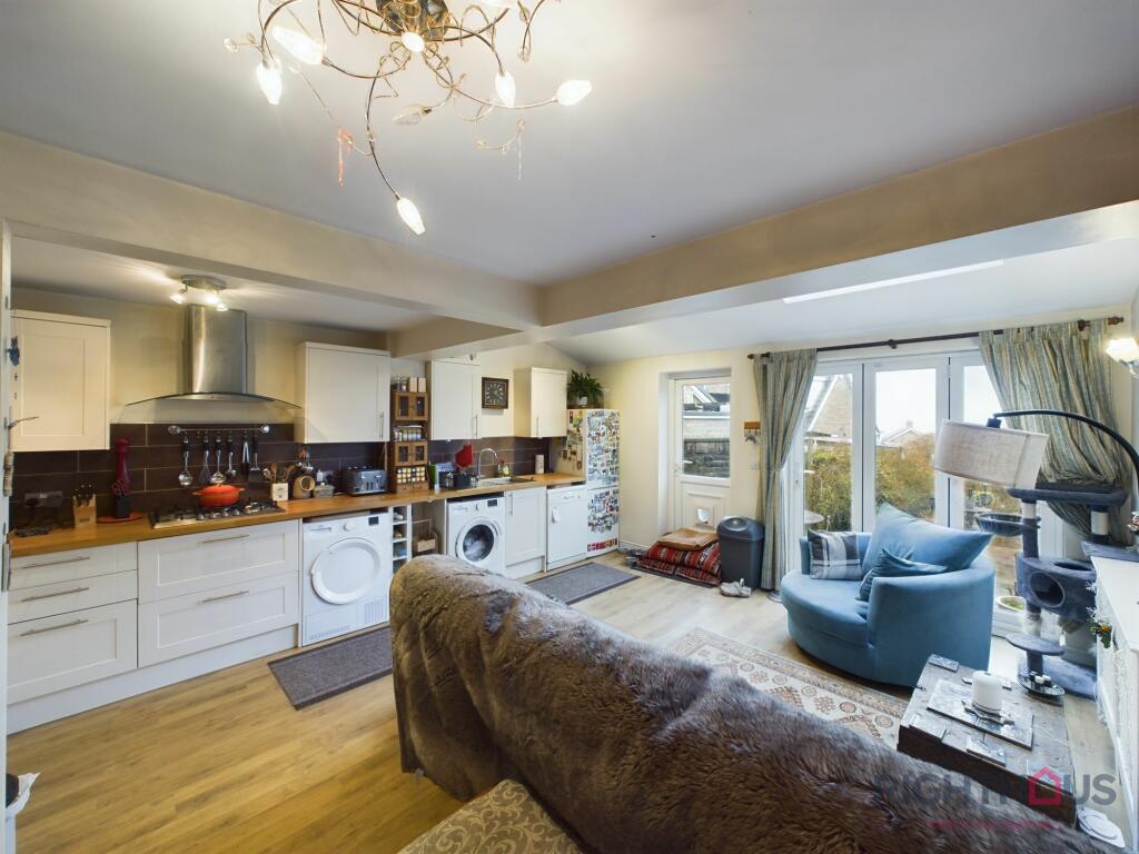 Additional image 27 of Harbour Road, Bradford, BD6