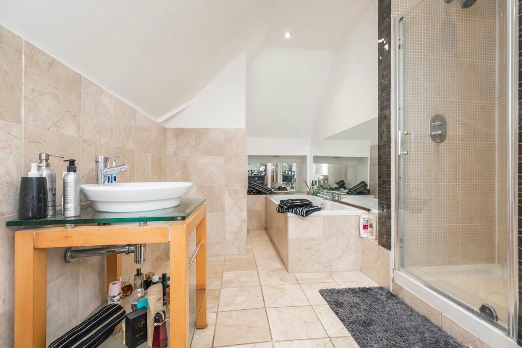 Additional image 18 of Castledene Crescent, Whitecliff, Poole, BH14