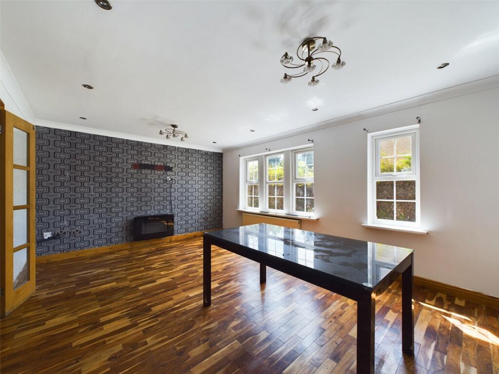 Additional image 5 of Pelham Court, Bradford, West Yorkshire, BD2