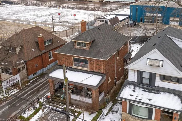 Additional image 17 of 356 Cumberland Ave