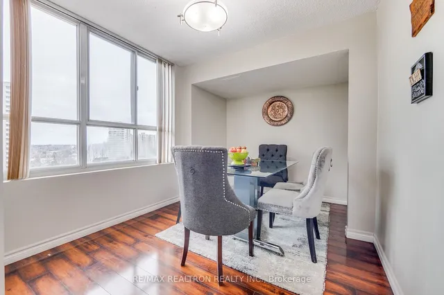 Additional image 18 of 3695 Kaneff Cres Unit 703