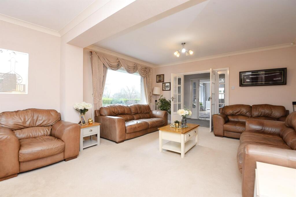 Additional image 13 of Moore Avenue, Bradford