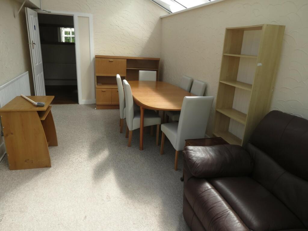 Additional image 16 of 5 bedroom Detached House in Wallisdown