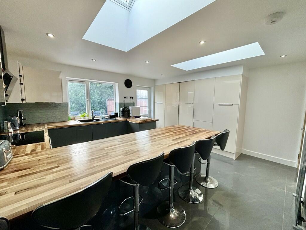 Additional image 8 of Kitchener Crescent, Poole