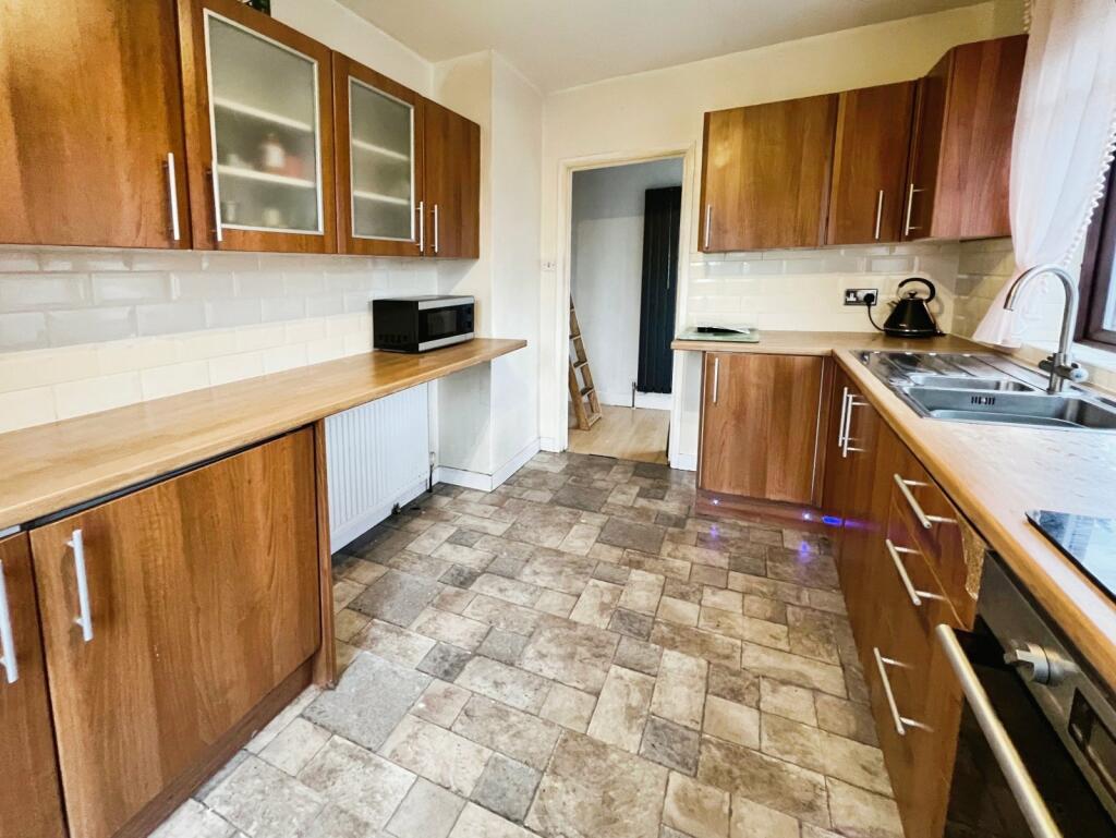 Additional image 9 of Beacon Road, Bradford, West Yorkshire, BD6
