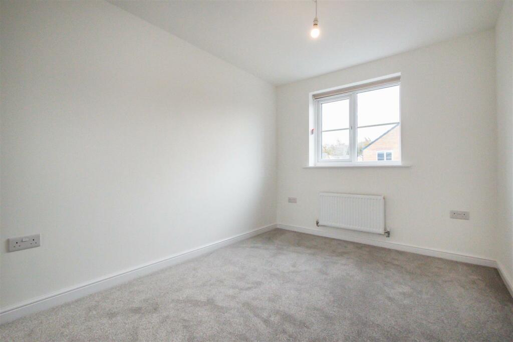 Additional image 5 of Calverley Crescent, Bradford, BD4