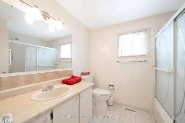 Additional image 29 of 15 Oakington Pl