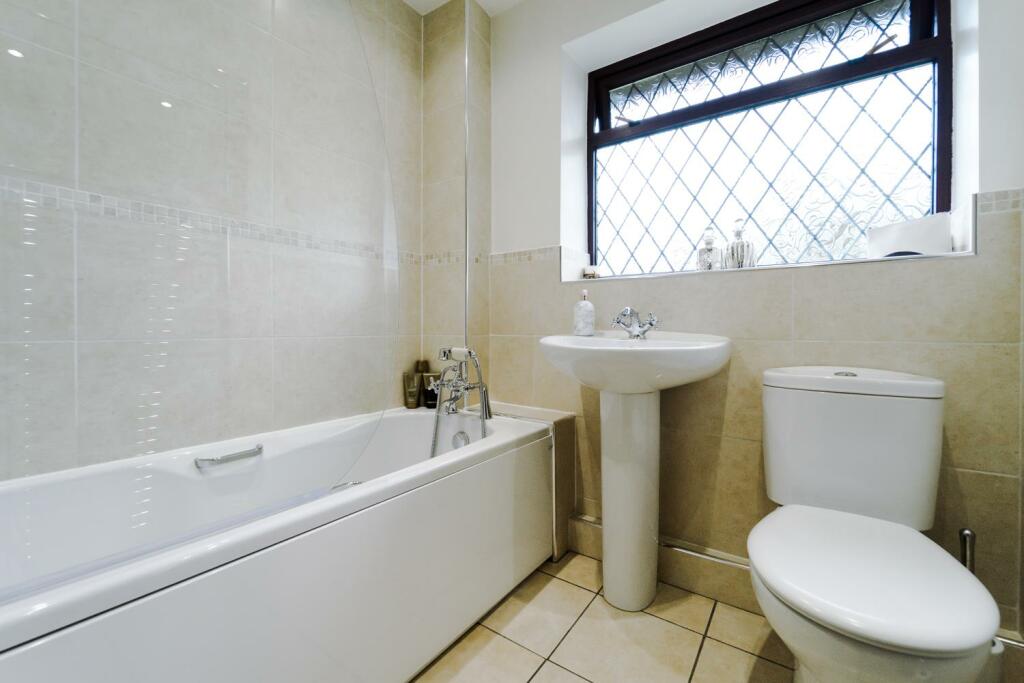 Additional image 19 of Rydal Place, Colne