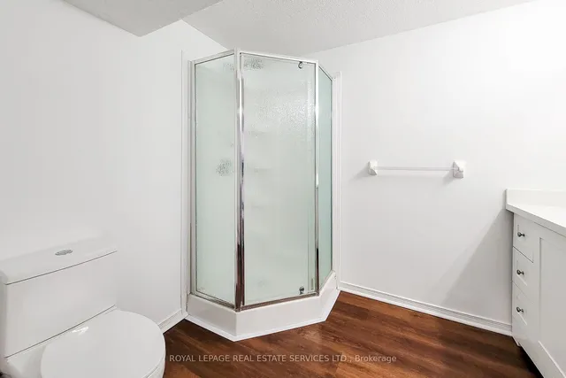 Additional image 28 of 381 Parkvale Dr