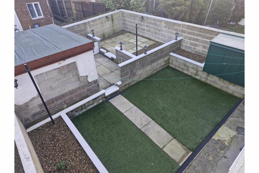 Additional image 15 of Peverell Close, Bradford, BD4