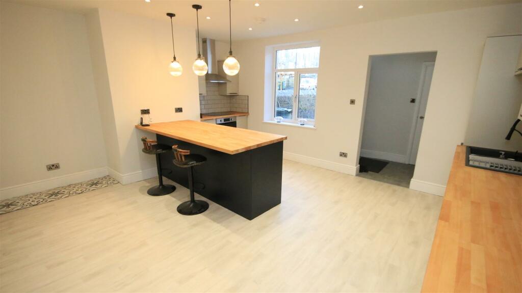 Additional image 23 of Oakleigh Road, Clayton, Bradford