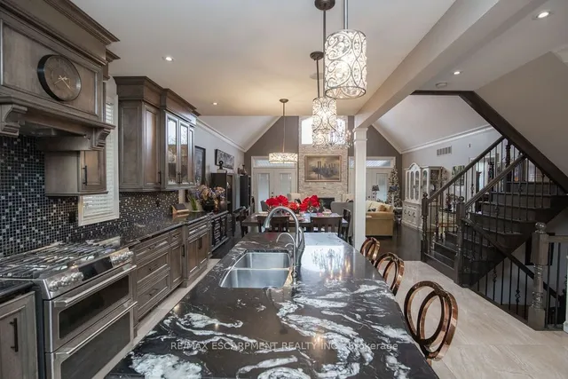 Additional image 17 of 85 Hillcroft Dr