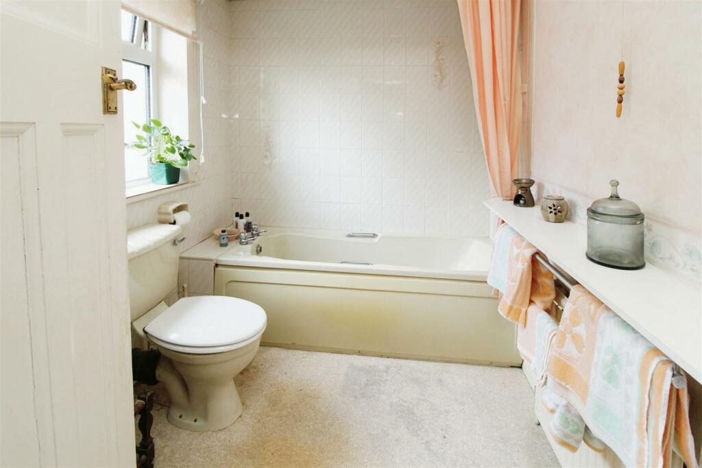 Additional image 11 of Briarwood Crescent, Bradford, BD6 1SD