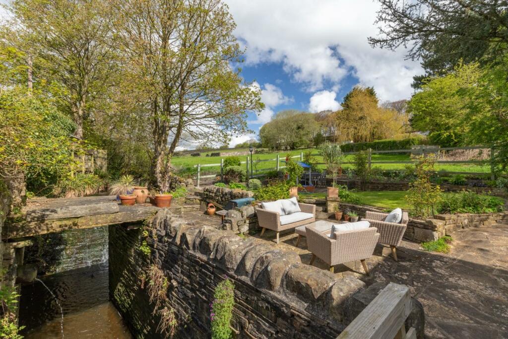 Additional image 34 of The Green, Eldwick, Bingley