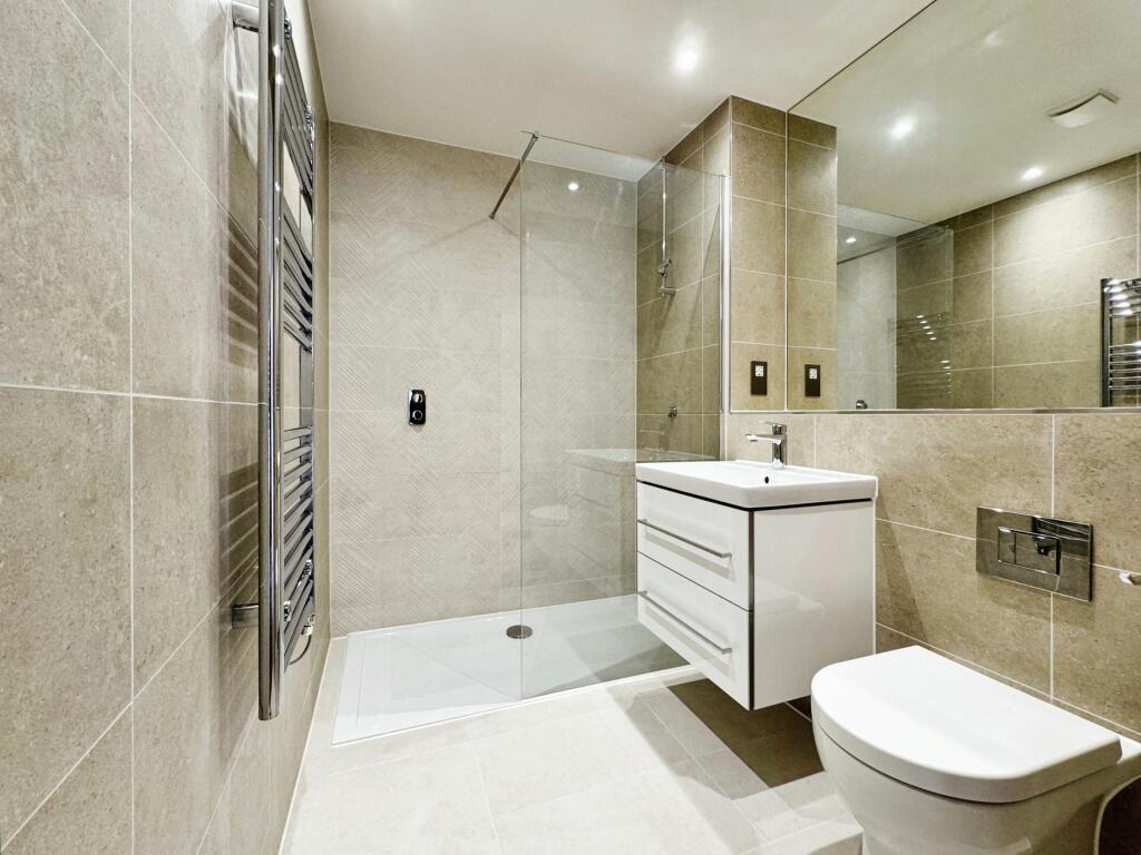 Additional image 2 of High Street North, Poole, BH15