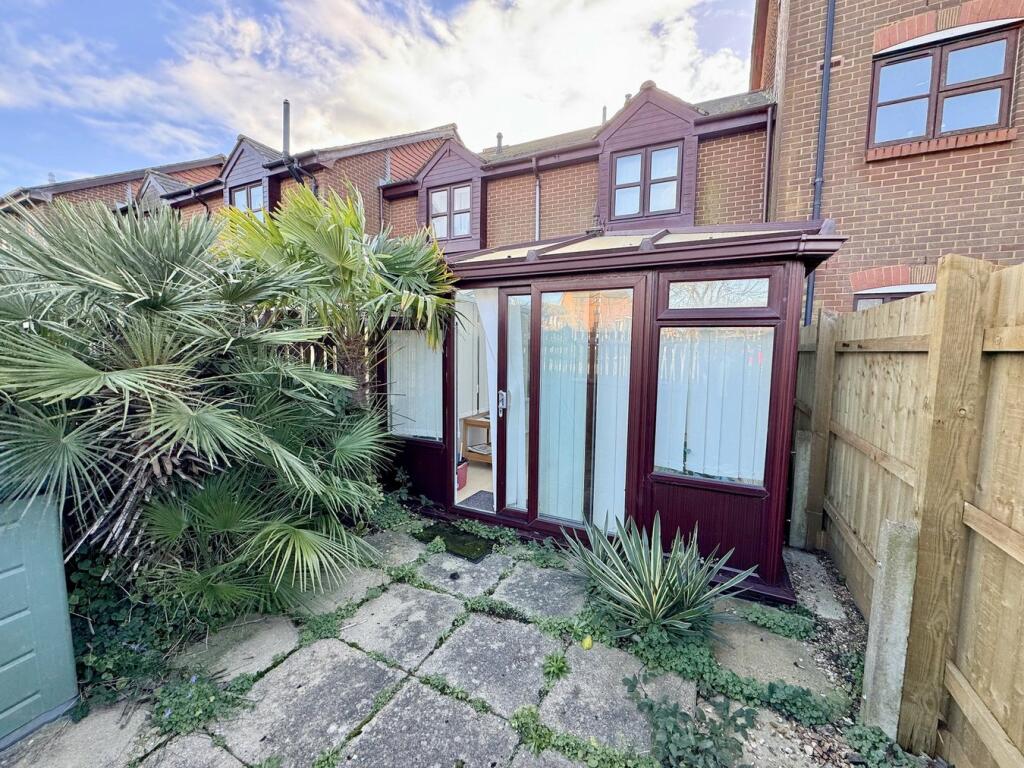 Additional image 14 of Labrador Drive, Baiter Park, Poole, BH15