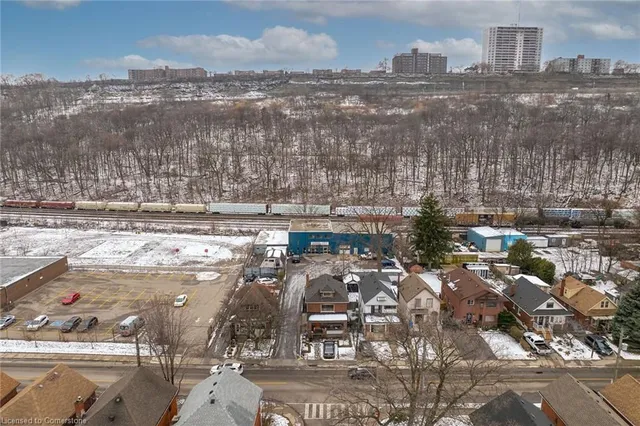 Additional image 21 of 356 Cumberland Ave