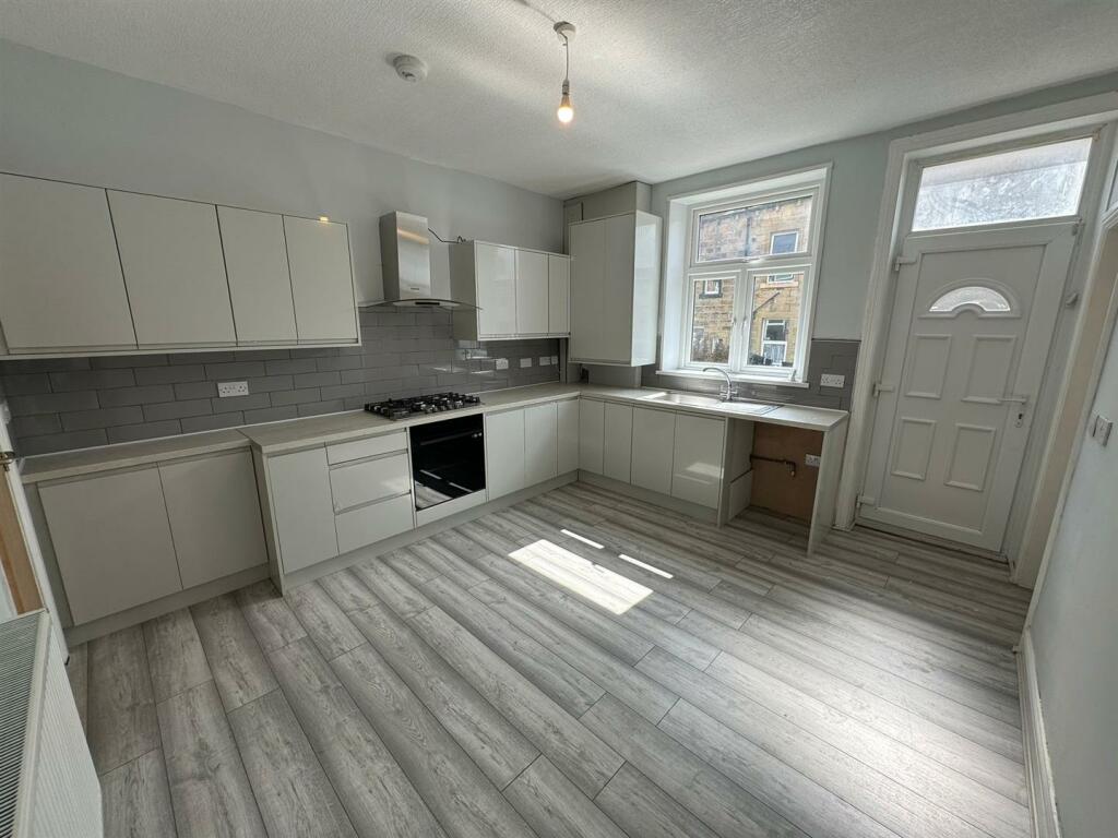 Additional image 18 of Edensor Road, Keighley