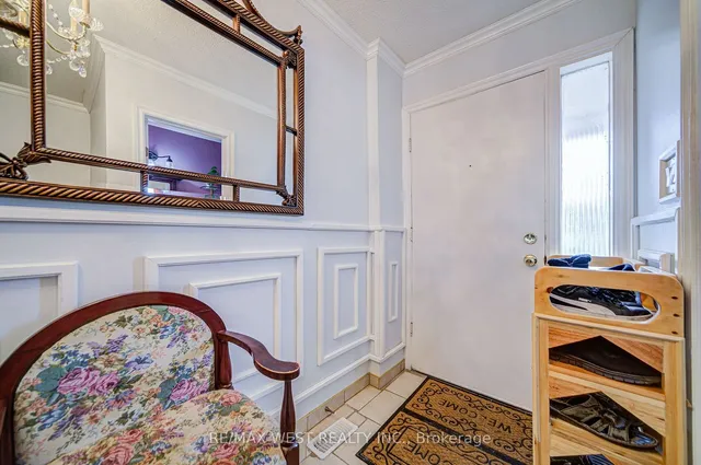 Additional image 4 of 7475 Goreway Dr Unit 18