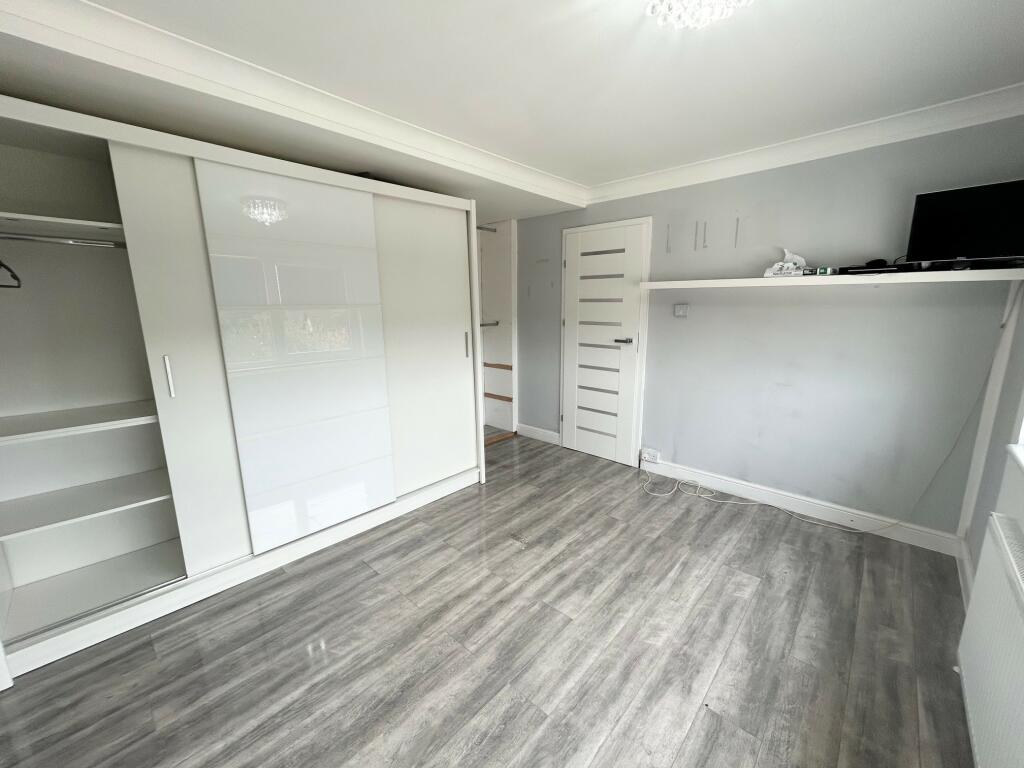 Additional image 11 of The Broadway, Northbourne