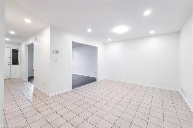 Additional image 14 of 482 Berkindale Dr