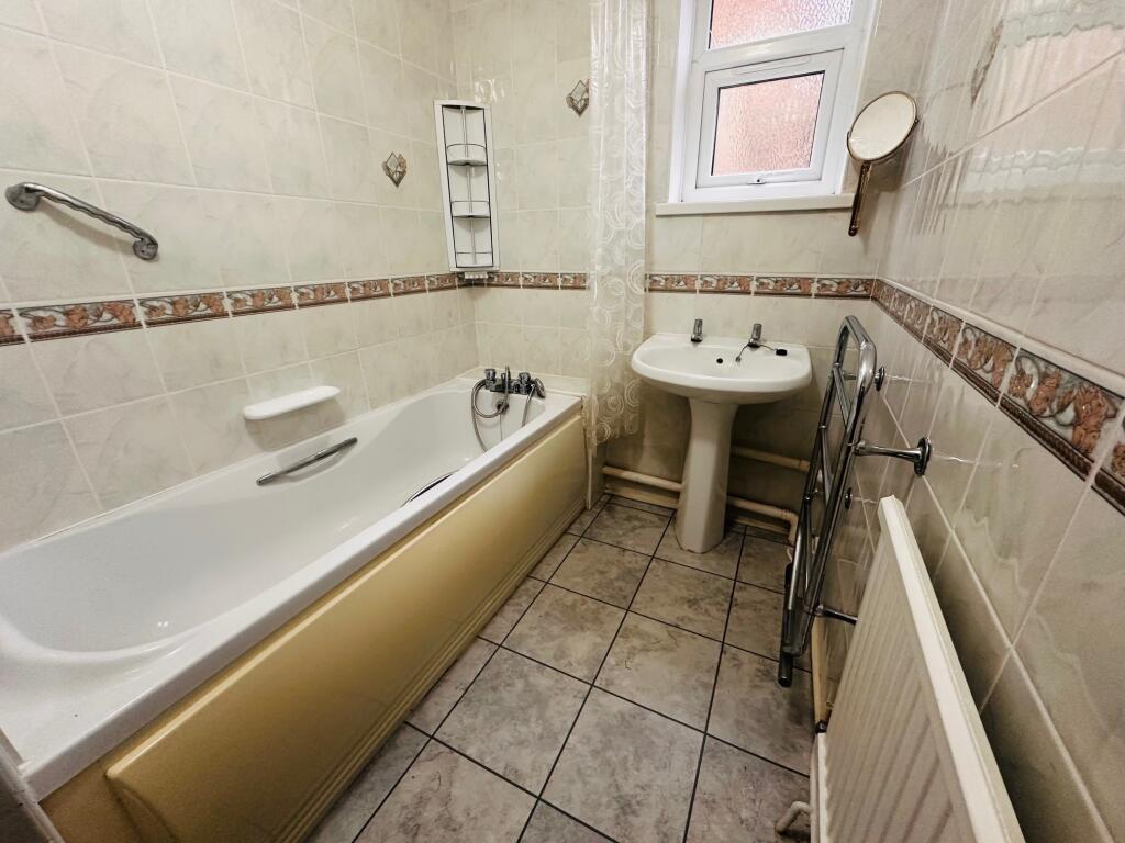 Additional image 15 of The Avenue, POOLE