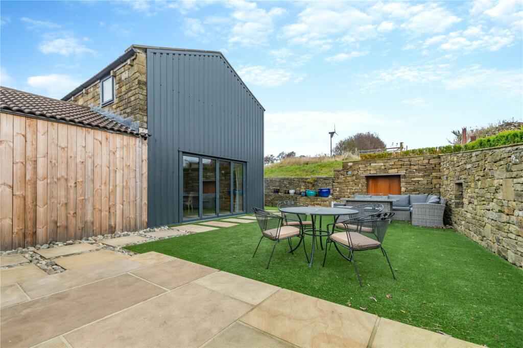 Additional image 34 of Northfields Hall, Northfields Barn & Coach House, Shay Lane, Wilsden, Bradford