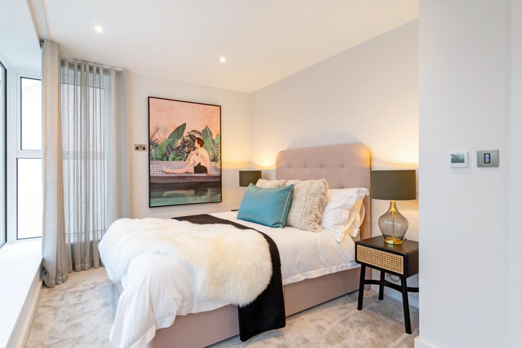 Additional image 8 of Sandbanks Road, Lilliput, Poole, Dorset, BH14