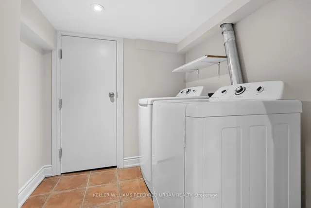 Additional image 19 of 32 Castleton Ave