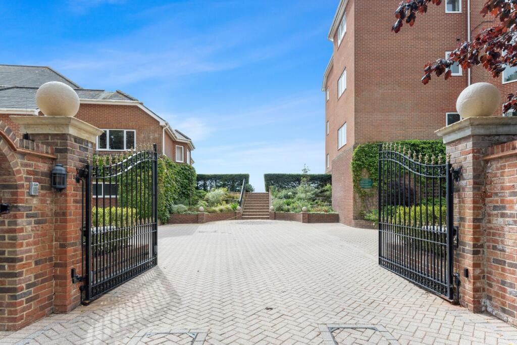 Additional image 24 of Chaddesley Glen, Canford Cliffs, Poole, Dorset, BH13